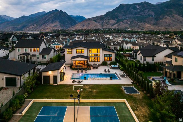 9825 N WILLOWBANK DR, Highland, UT 84003