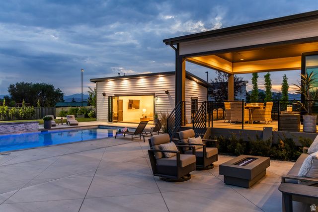 9825 N WILLOWBANK DR, Highland, UT 84003