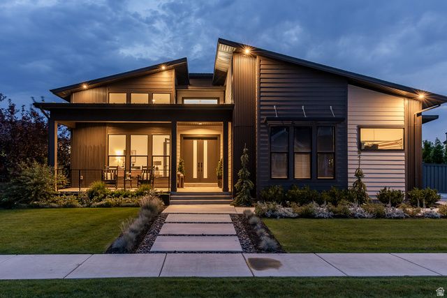 9825 N WILLOWBANK DR, Highland, UT 84003