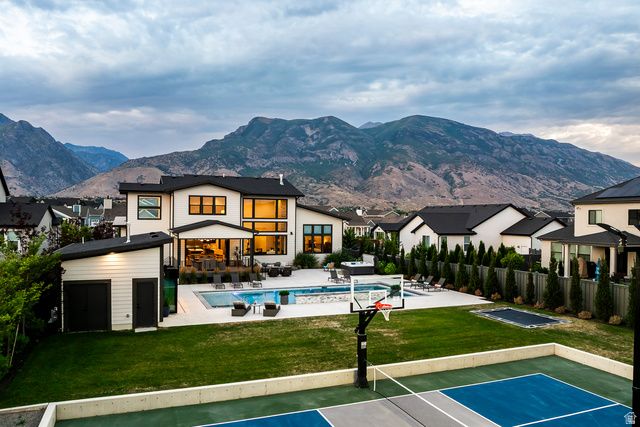 9825 N WILLOWBANK DR, Highland, UT 84003