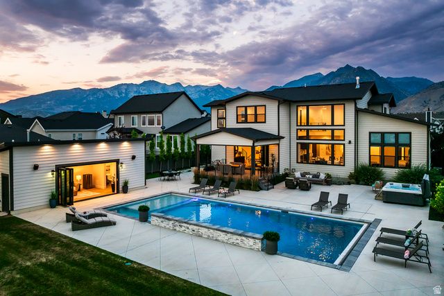 9825 N WILLOWBANK DR, Highland, UT 84003