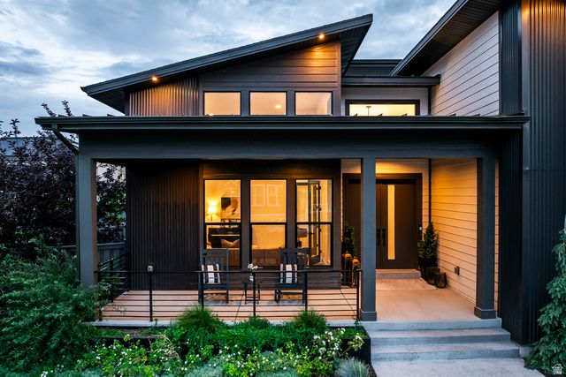 9825 N WILLOWBANK DR, Highland, UT 84003