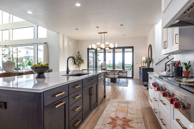 9825 N WILLOWBANK DR, Highland, UT 84003