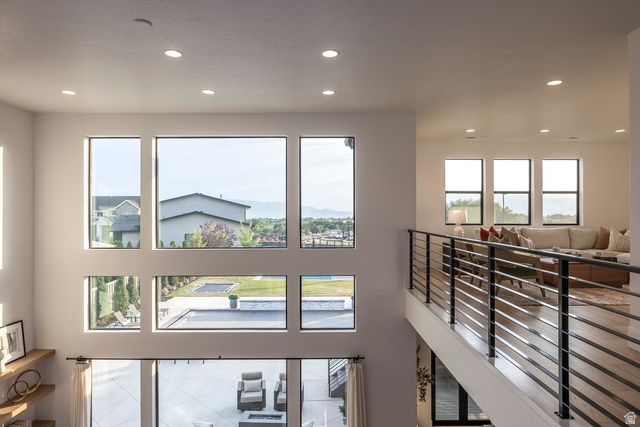 9825 N WILLOWBANK DR, Highland, UT 84003