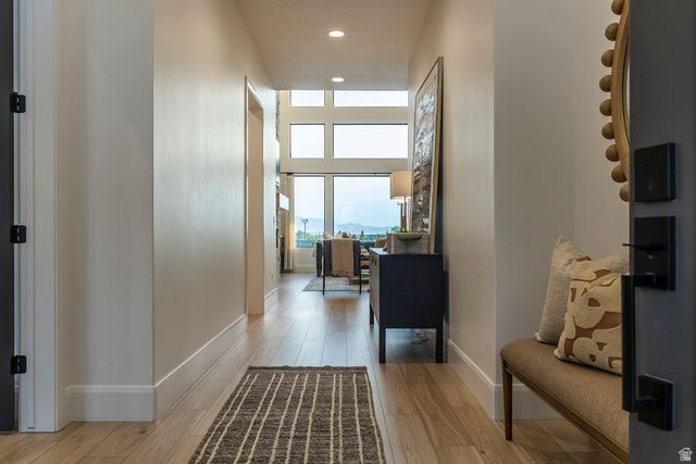 9825 N WILLOWBANK DR, Highland, UT 84003