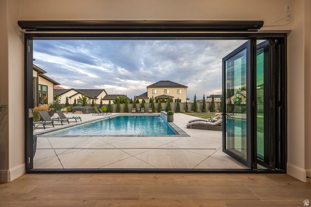 9825 N WILLOWBANK DR, Highland, UT 84003