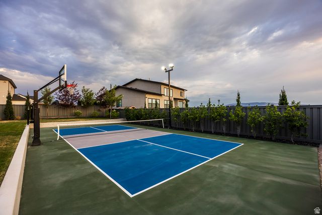 9825 N WILLOWBANK DR, Highland, UT 84003