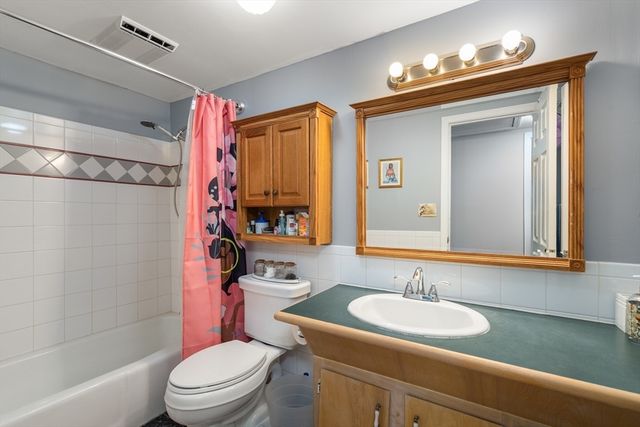 33 Russell Rd, Hanover, MA 02339