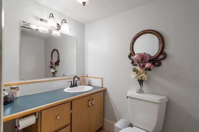 33 Russell Rd, Hanover, MA 02339