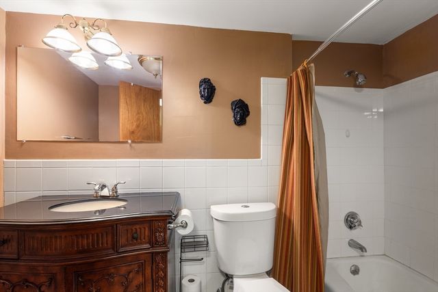 33 Russell Rd, Hanover, MA 02339