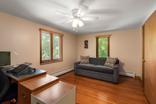 33 Russell Rd, Hanover, MA 02339