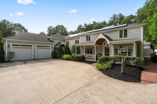 33 Russell Rd, Hanover, MA 02339
