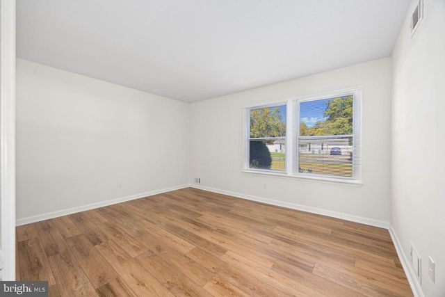14 AURIGA LN, Sewell, NJ 08080