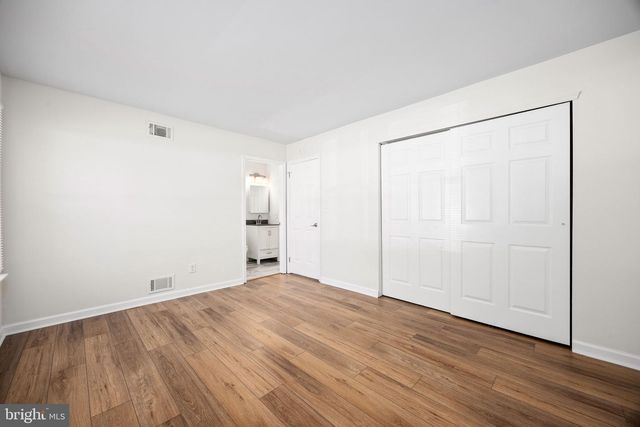 14 AURIGA LN, Sewell, NJ 08080