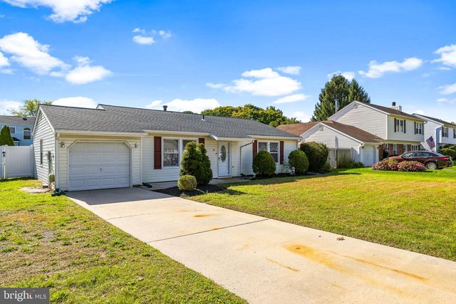 14 AURIGA LN, Sewell, NJ 08080