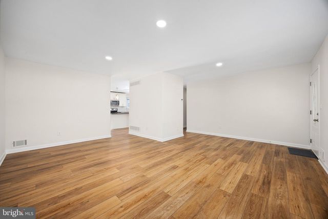 14 AURIGA LN, Sewell, NJ 08080