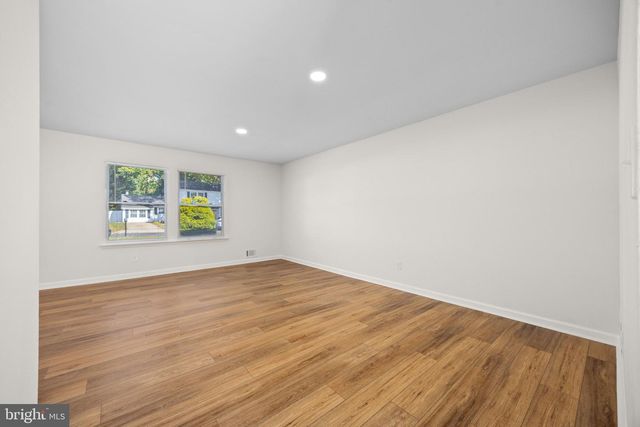 14 AURIGA LN, Sewell, NJ 08080