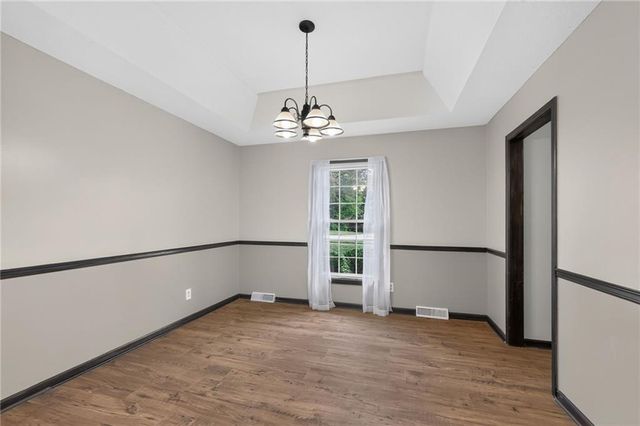 609 Nashua Road, Liberty, MO 64068