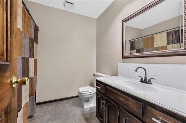 609 Nashua Road, Liberty, MO 64068