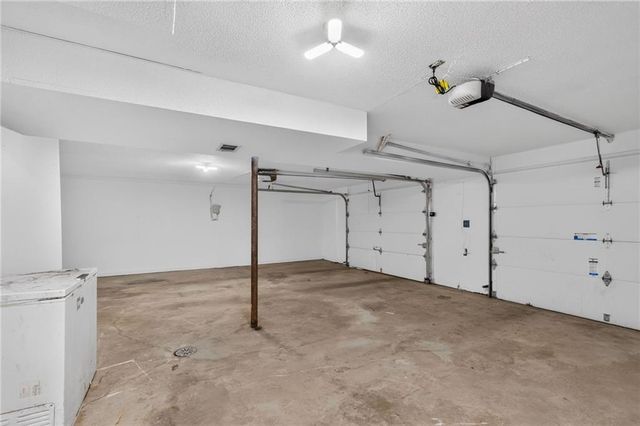 609 Nashua Road, Liberty, MO 64068