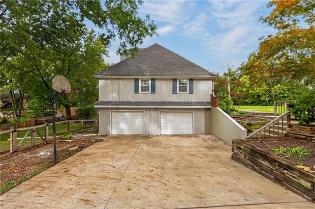 609 Nashua Road, Liberty, MO 64068