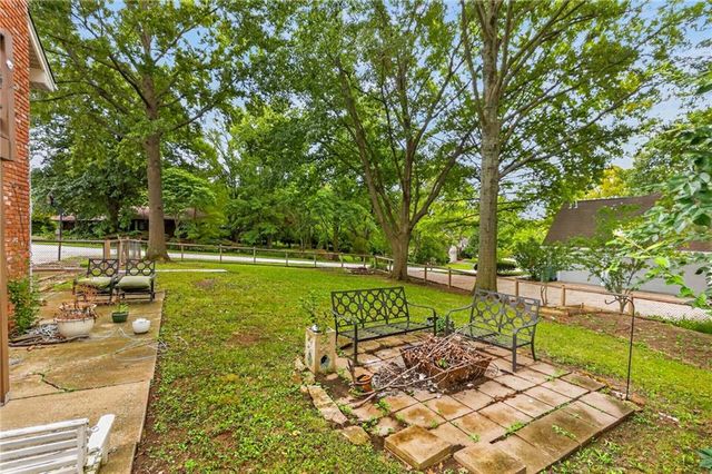 609 Nashua Road, Liberty, MO 64068