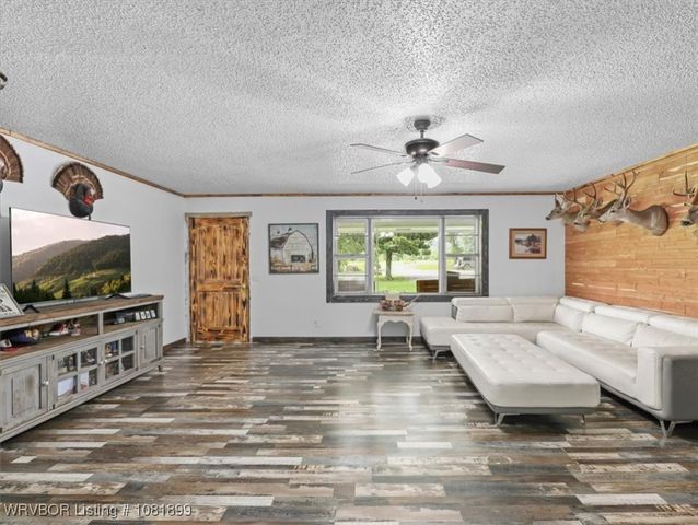 3647 SE 63 Highway, Talihina, OK 74571