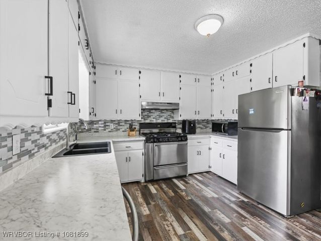 3647 SE 63 Highway, Talihina, OK 74571