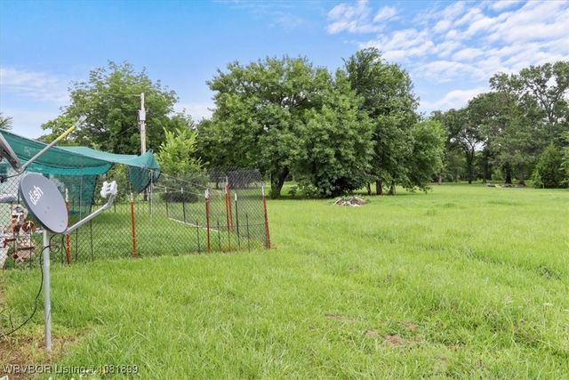 3647 SE 63 Highway, Talihina, OK 74571