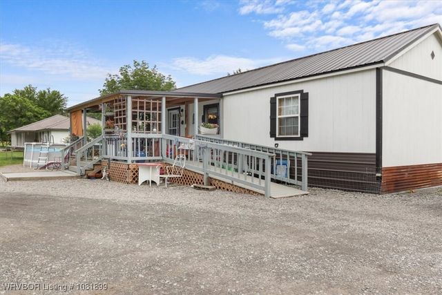 3647 SE 63 Highway, Talihina, OK 74571