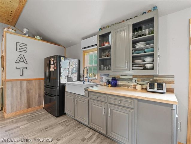3647 SE 63 Highway, Talihina, OK 74571