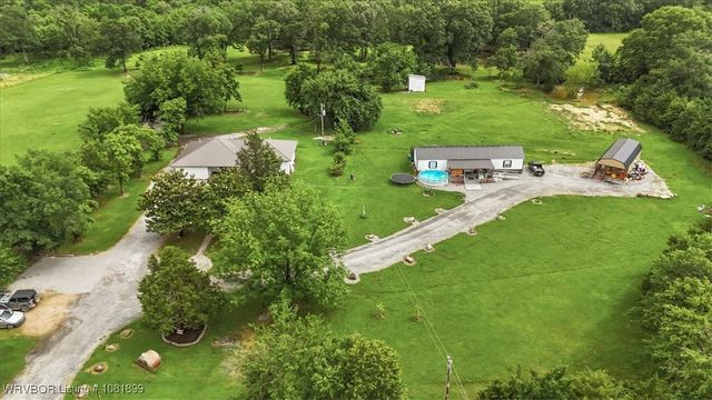 3647 SE 63 Highway, Talihina, OK 74571