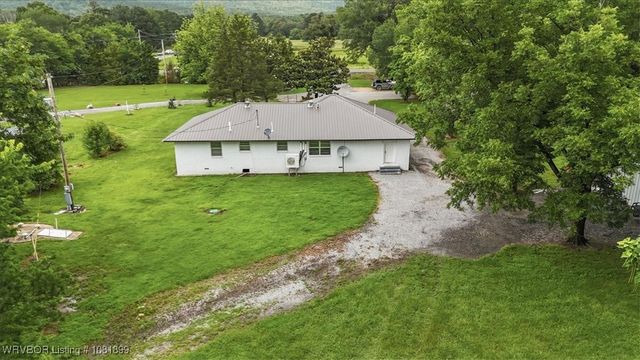 3647 SE 63 Highway, Talihina, OK 74571