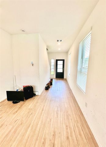 2019 Foxtail Creek Court, Crosby, TX 77532