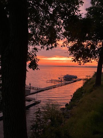 816 E Lake Street, Osakis, MN 56360