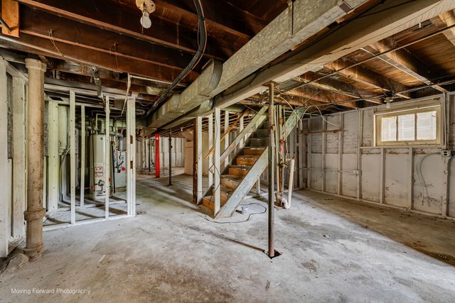 8618 S Loomis Boulevard, Chicago, IL 60620