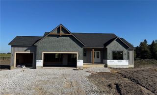 2601 Lake Center Street NW, Lake, OH 44685