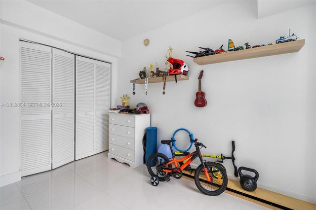 41 SE 5th Street 1202, Miami, FL 33131