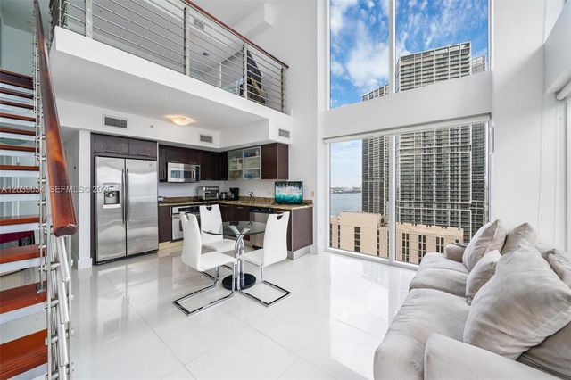 41 SE 5th Street 1202, Miami, FL 33131