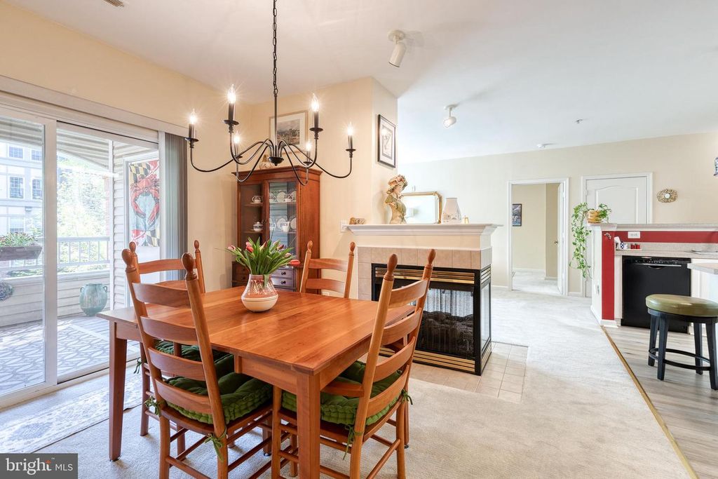 Image 12 of property listing at 400 SYMPHONY CIR #257C, Cockeysville, MD 21030