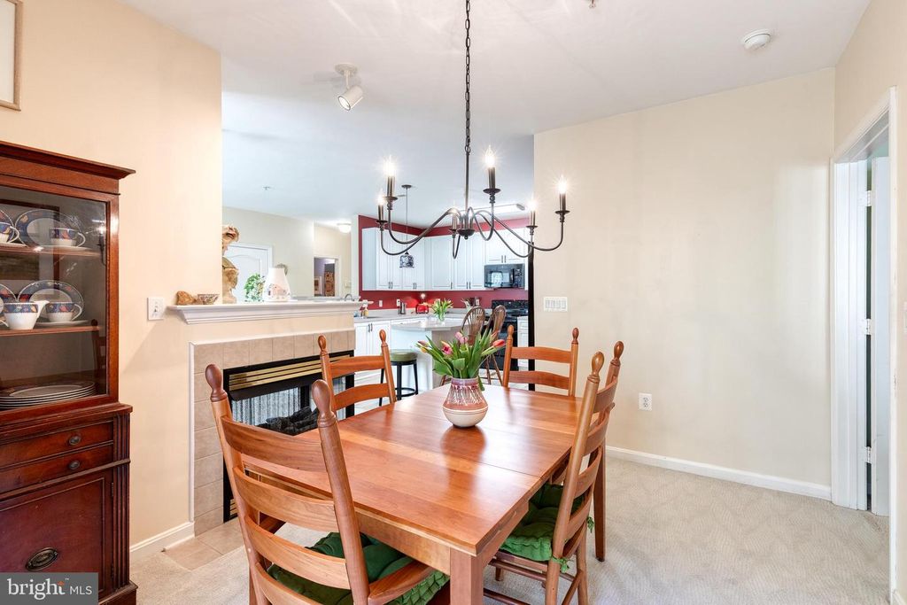 Image 14 of property listing at 400 SYMPHONY CIR #257C, Cockeysville, MD 21030