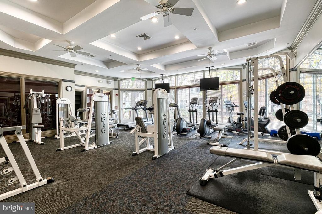 Image 28 of property listing at 400 SYMPHONY CIR #257C, Cockeysville, MD 21030