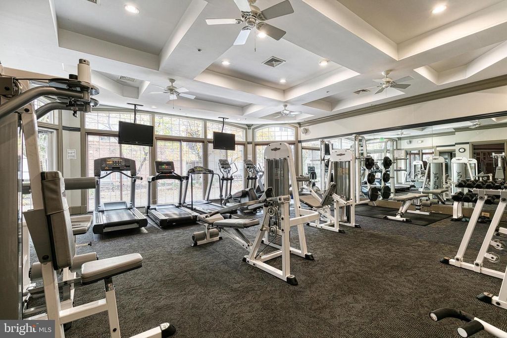 Image 29 of property listing at 400 SYMPHONY CIR #257C, Cockeysville, MD 21030