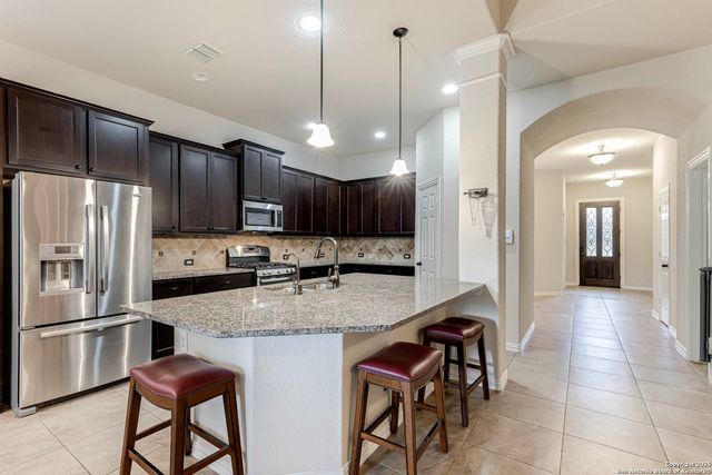 25606 Poerner Trl, San Antonio, TX 78261