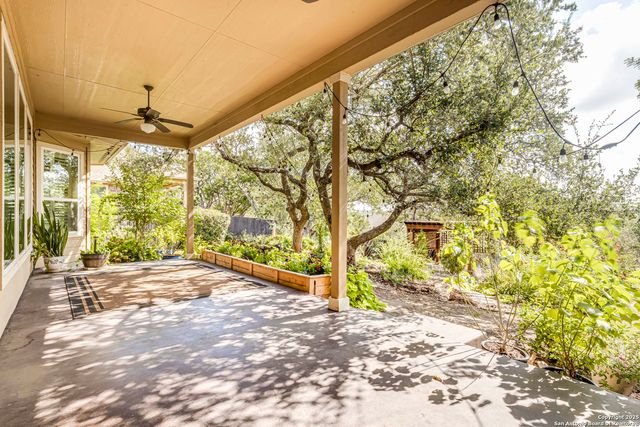 25606 Poerner Trl, San Antonio, TX 78261