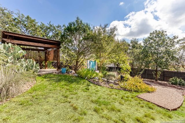 25606 Poerner Trl, San Antonio, TX 78261