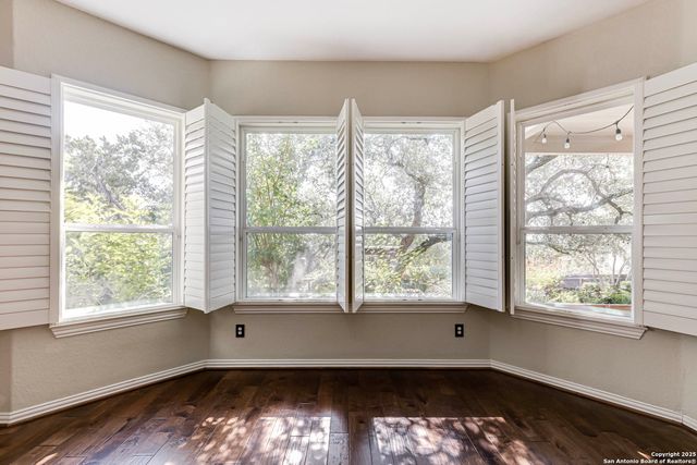 25606 Poerner Trl, San Antonio, TX 78261