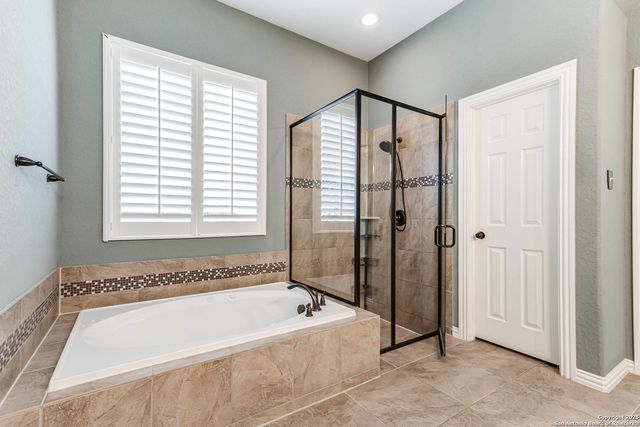 25606 Poerner Trl, San Antonio, TX 78261