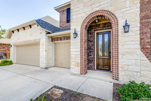 25606 Poerner Trl, San Antonio, TX 78261