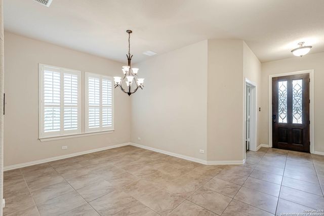 25606 Poerner Trl, San Antonio, TX 78261
